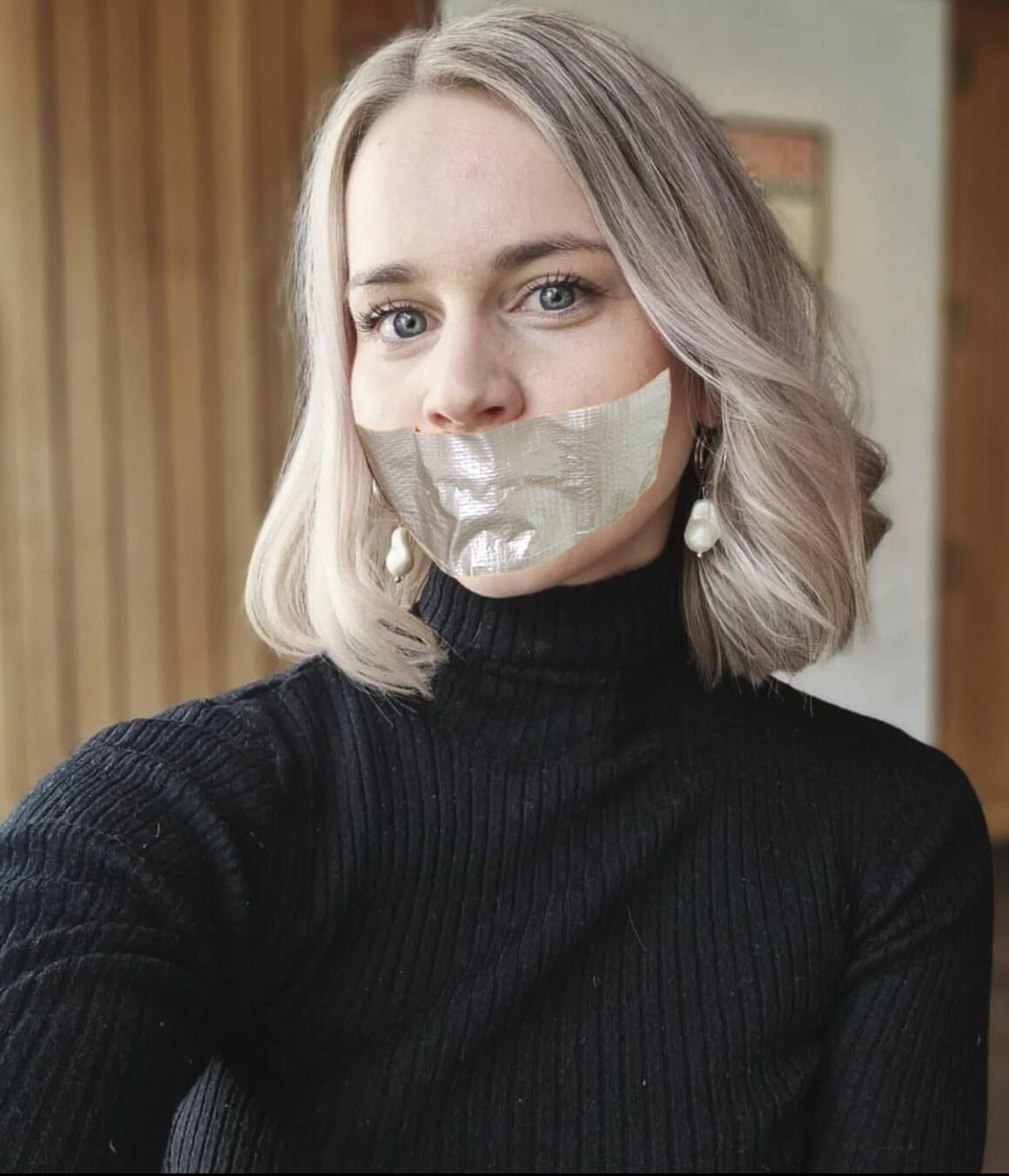 лента заткнутых девушек