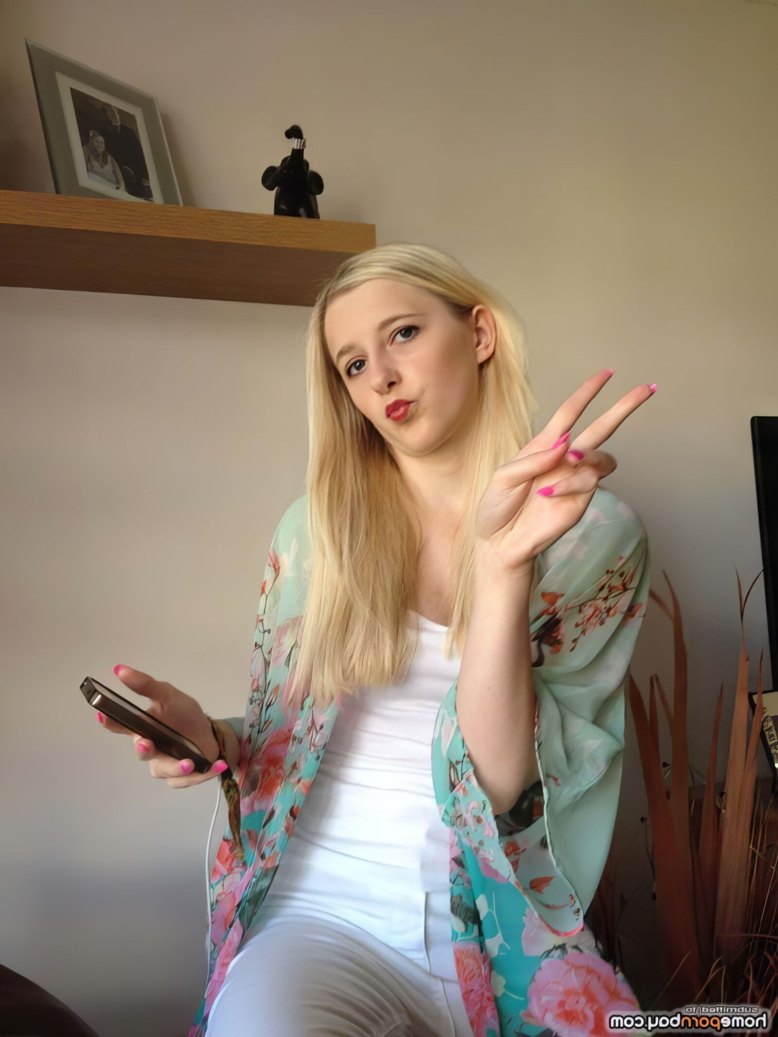Webslut Samantha из Великобритании