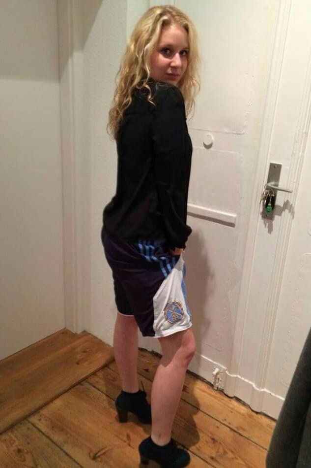 Anne ist so eine schmutzige Hure