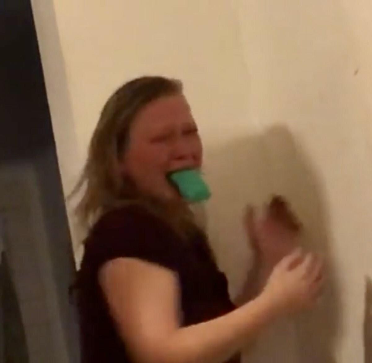 Was passiert mit bösen Mädchen?