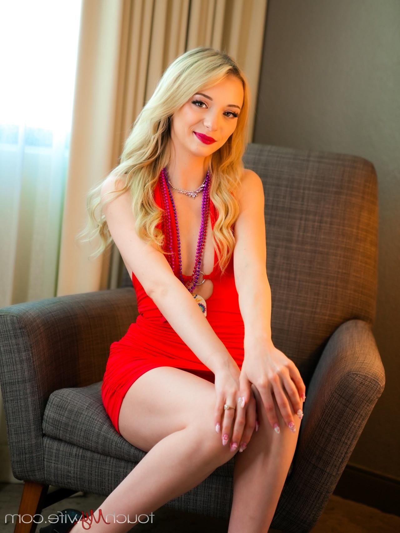 Cecelia Taylor yo Wifeys Taco Stuffed By BBC Bartender