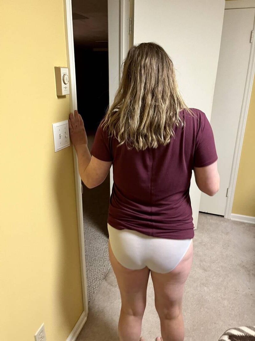 Erika gets the bottom tore out of her pussy