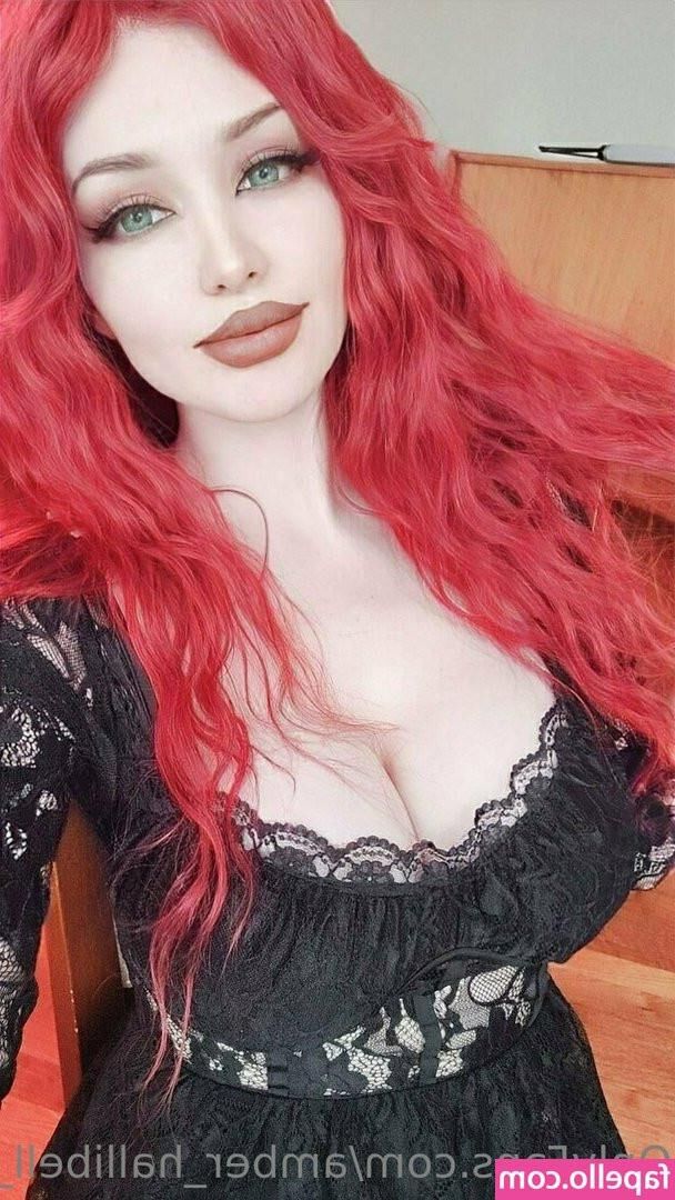 Amber Hallibell