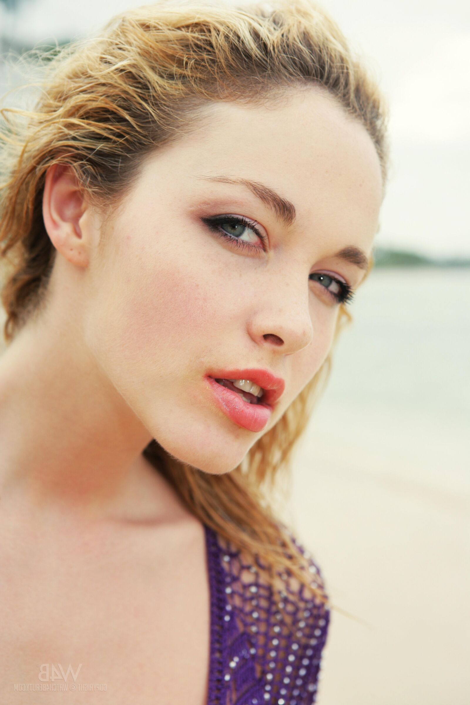 Alissa White Cloudy