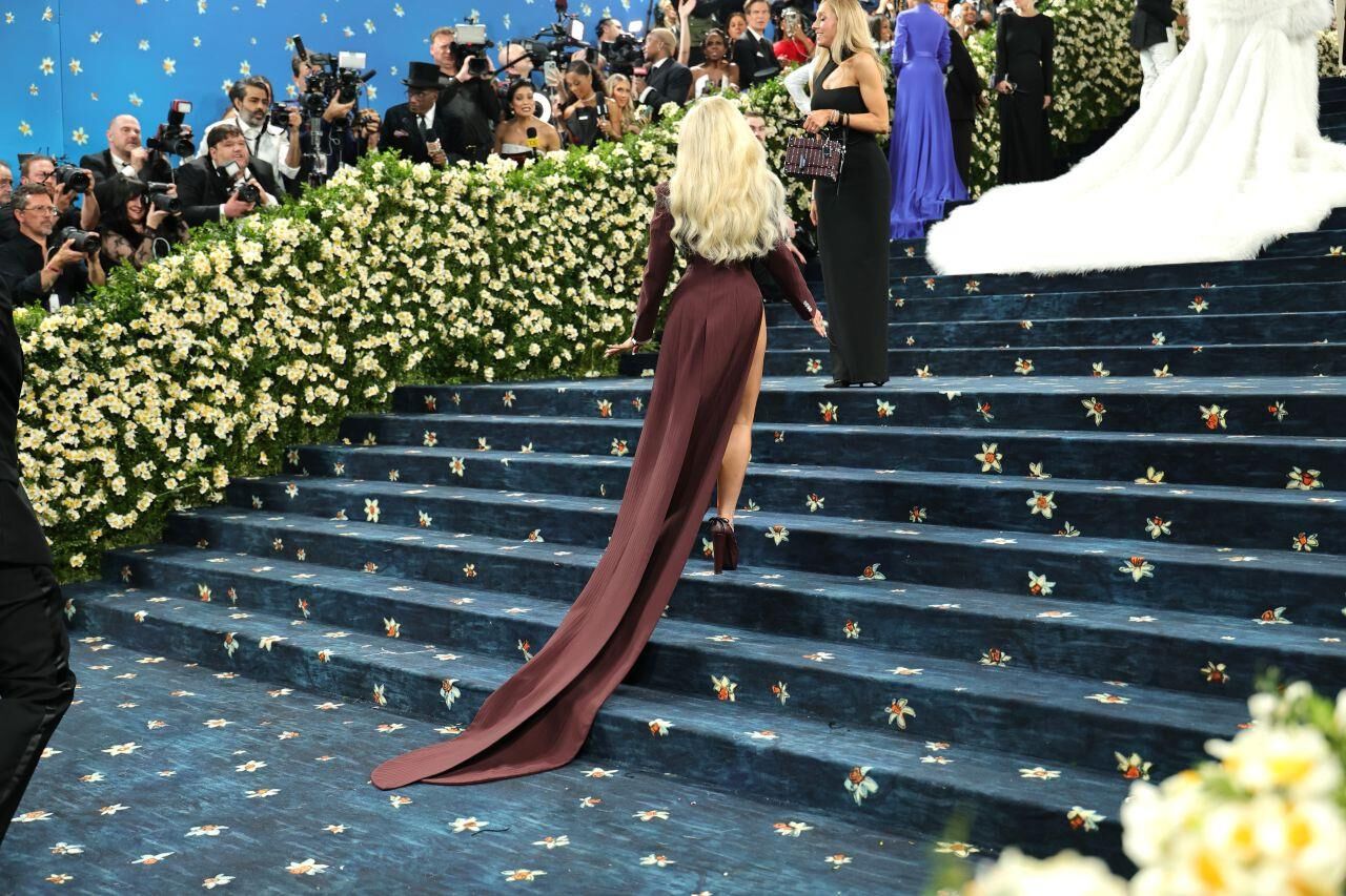 Sabrina Carpenter’s Bold Met Gala Look