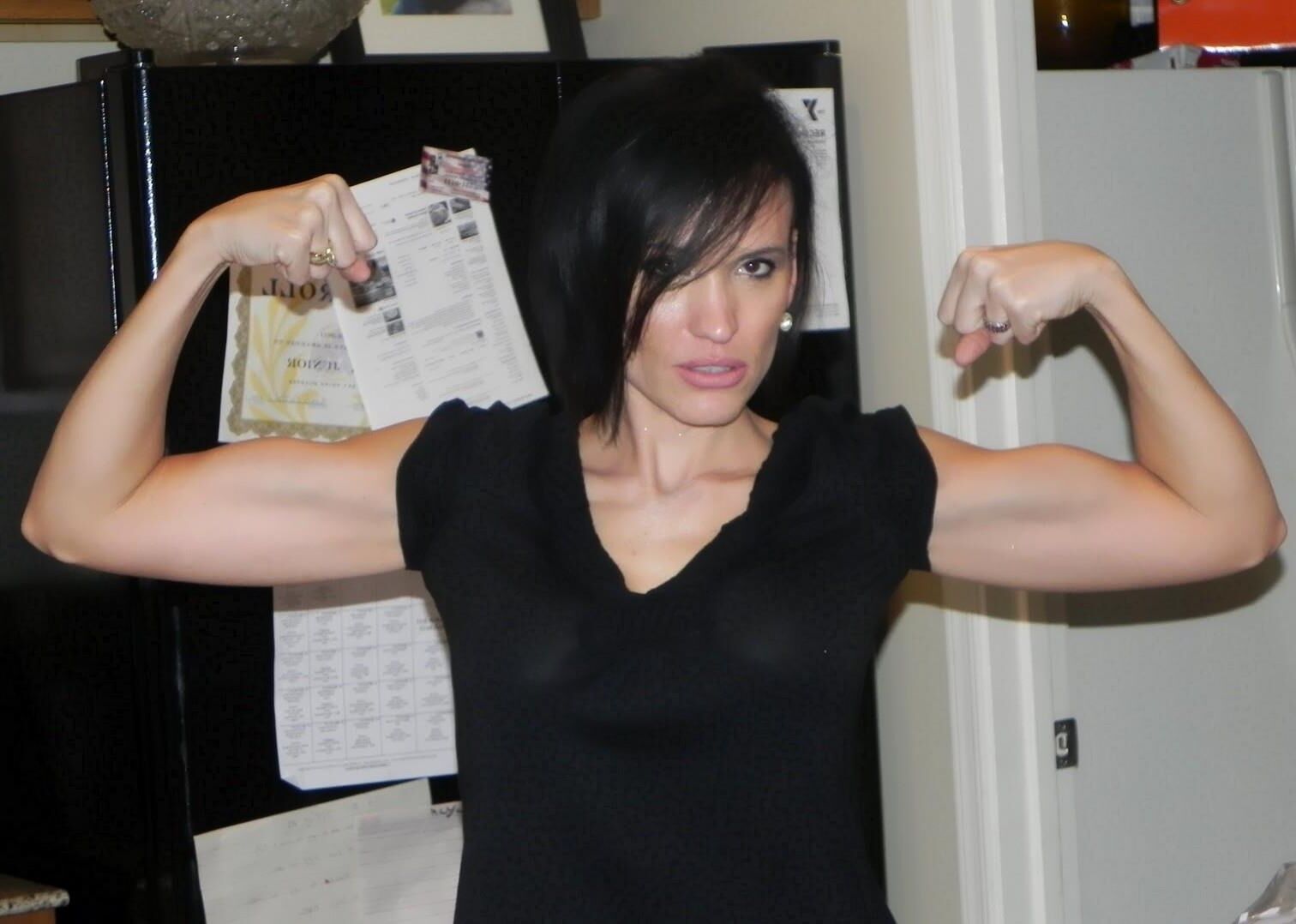 Muscle Mommies 
