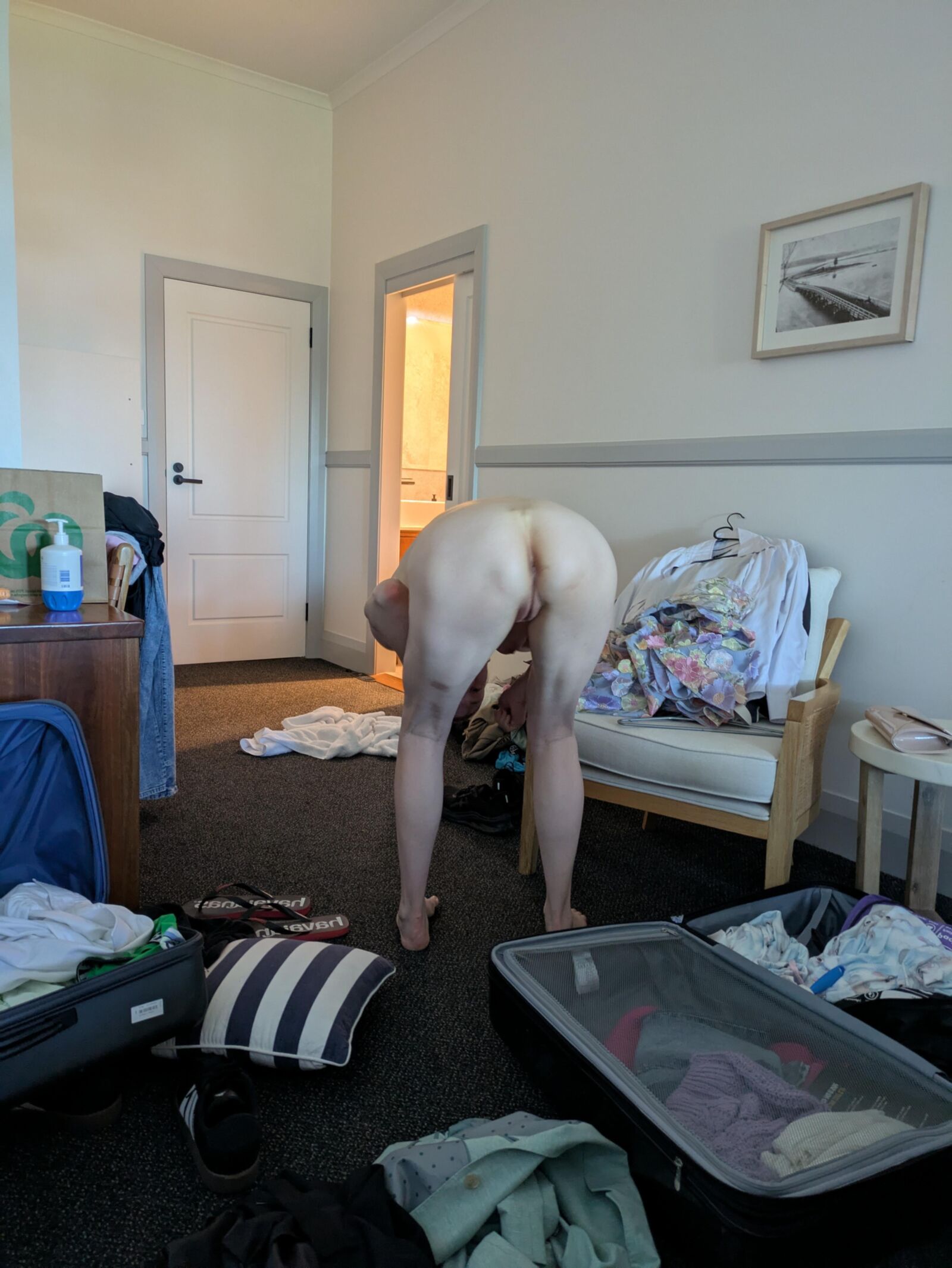 Hot hotel wife