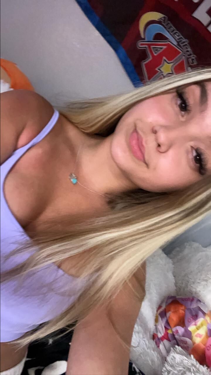 Ano da faculdade Slut Brookelynn