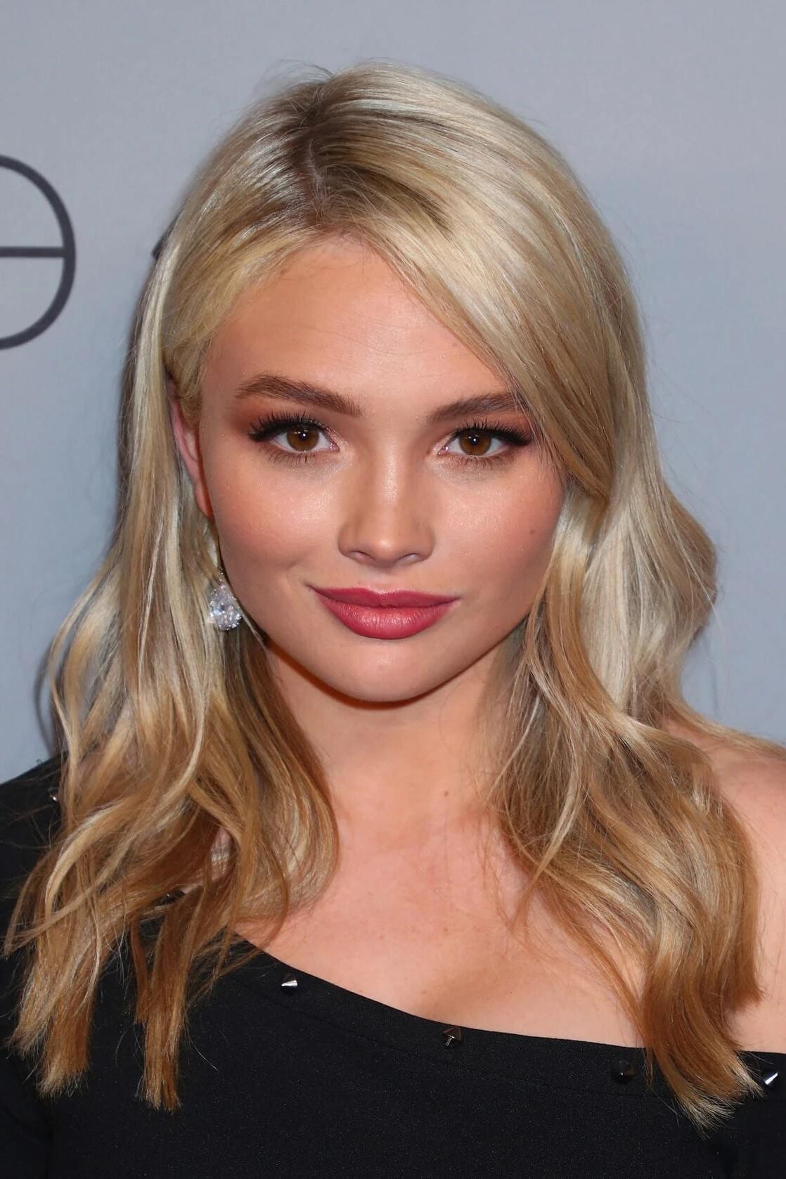 Natalie Alyn Lind