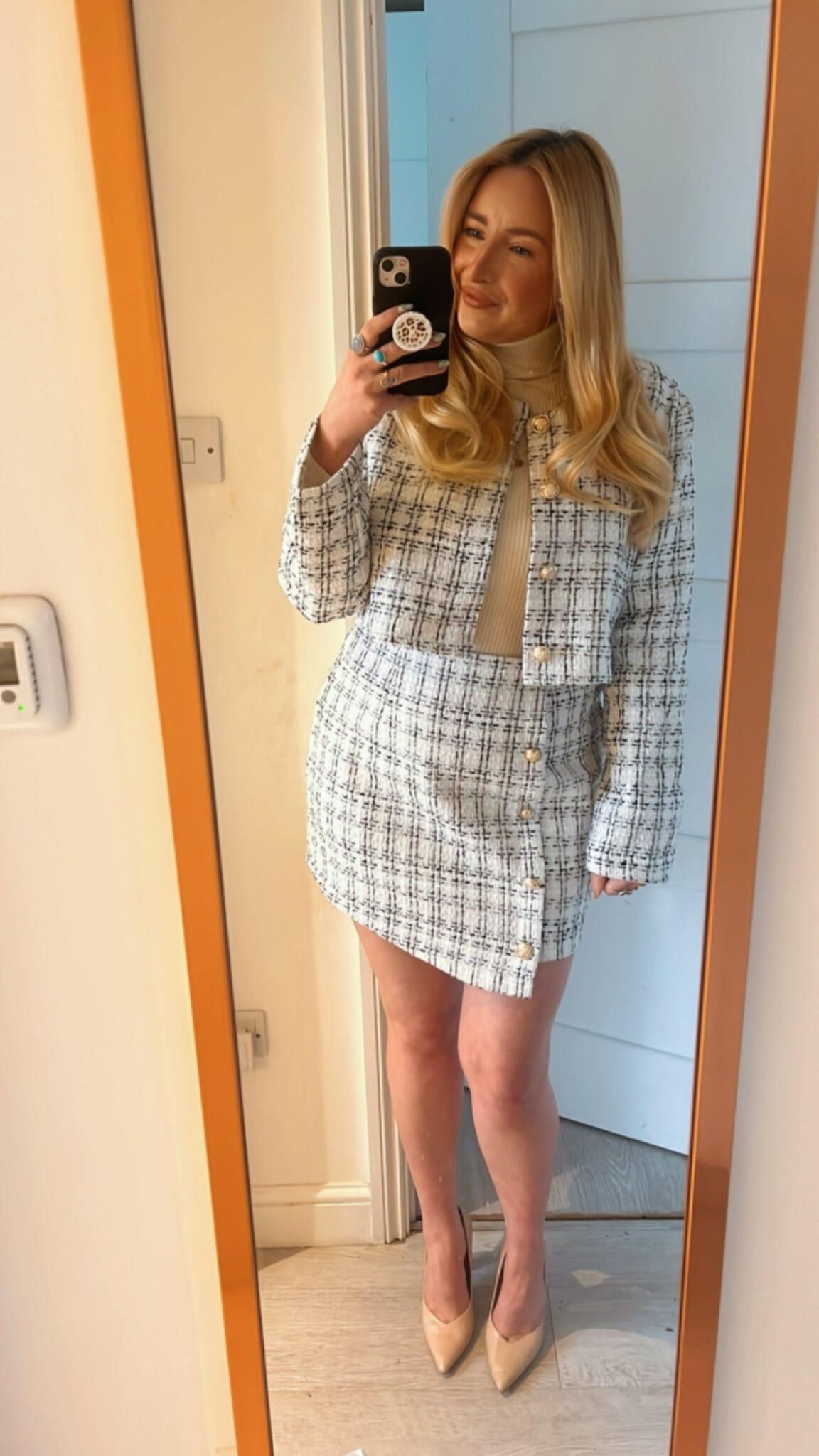 Damisela Big Ass Boily Blonde British Anal Milf Mezclas mixtas
