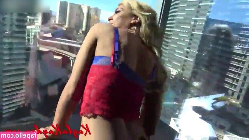  Kayla Kayden n Friends