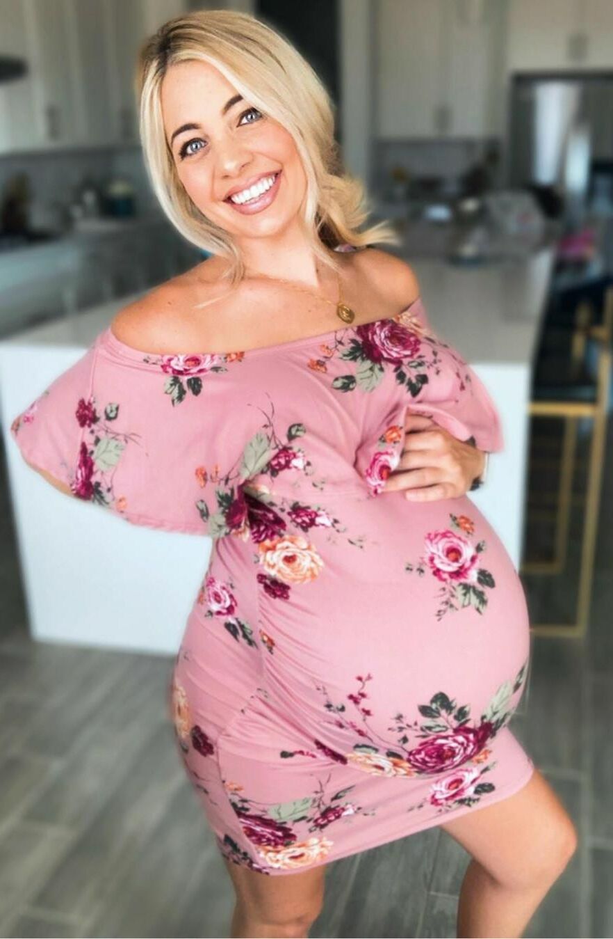 Blonde Preggo Power 