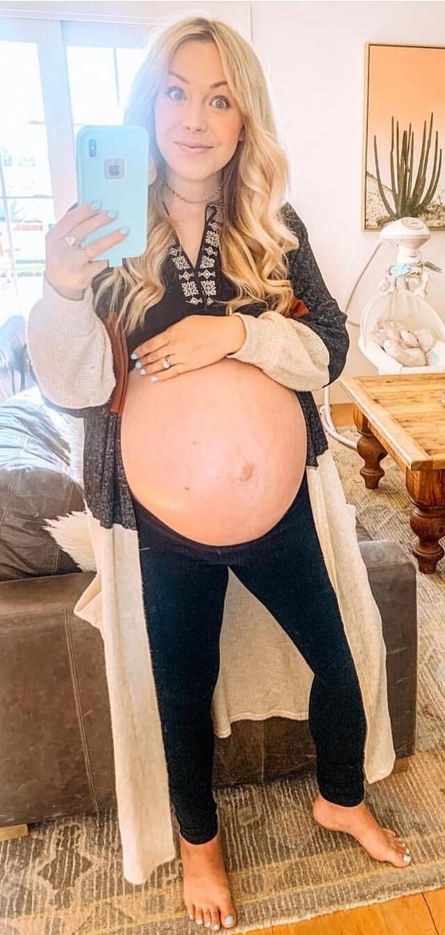 Blonde Preggo Power 