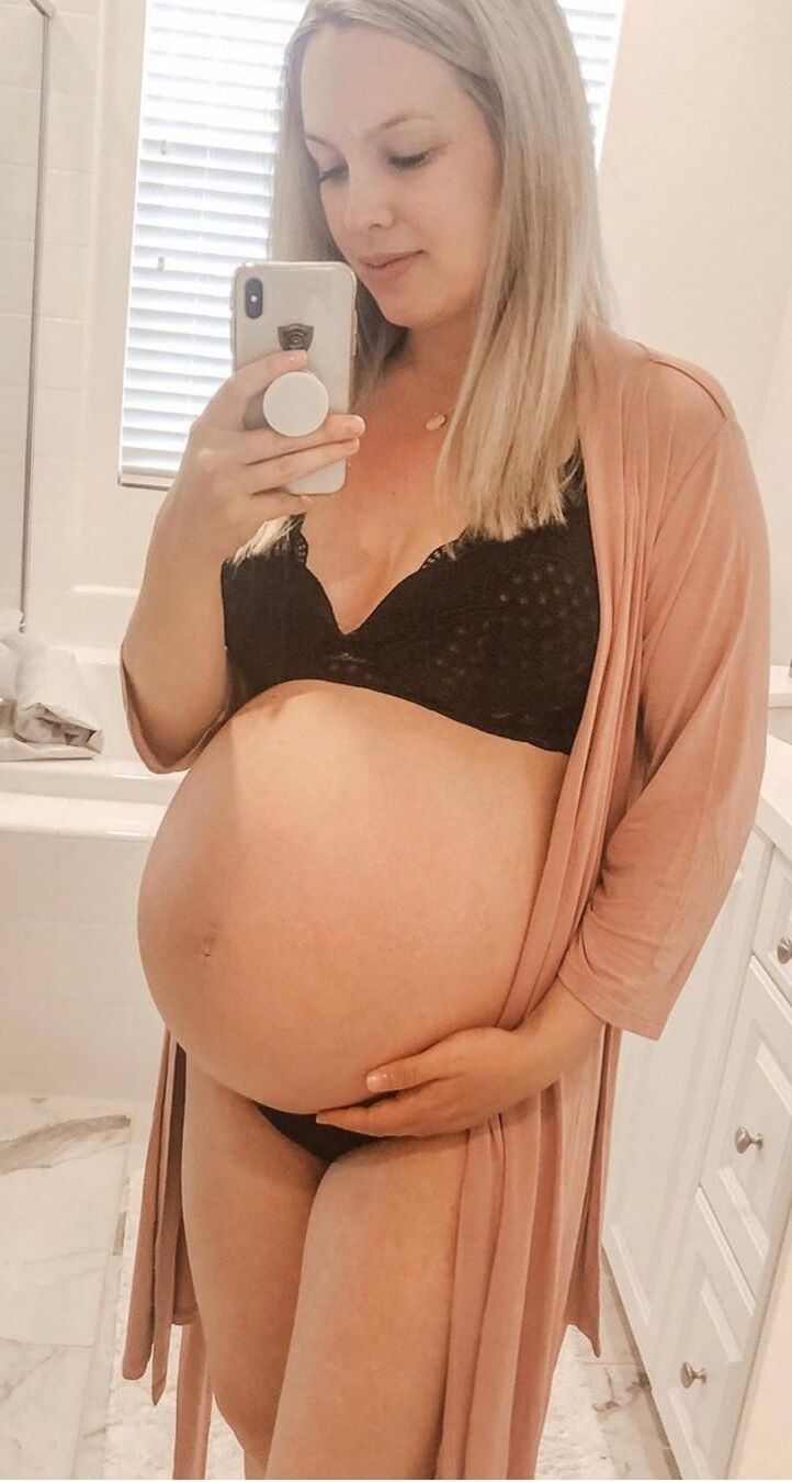Blonde Preggo Power 