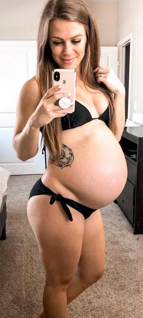 Blonde Preggo Power 
