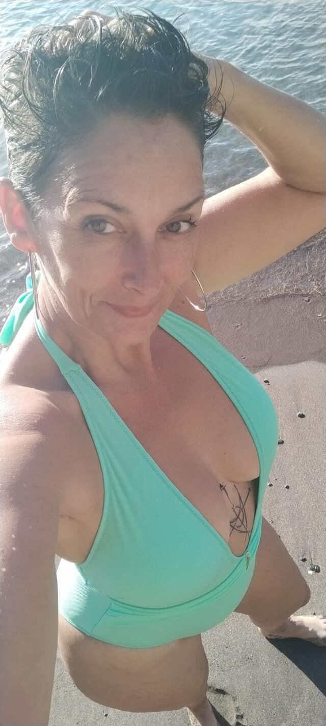 French slut milf big tits krystel bonne milf gros nichons
