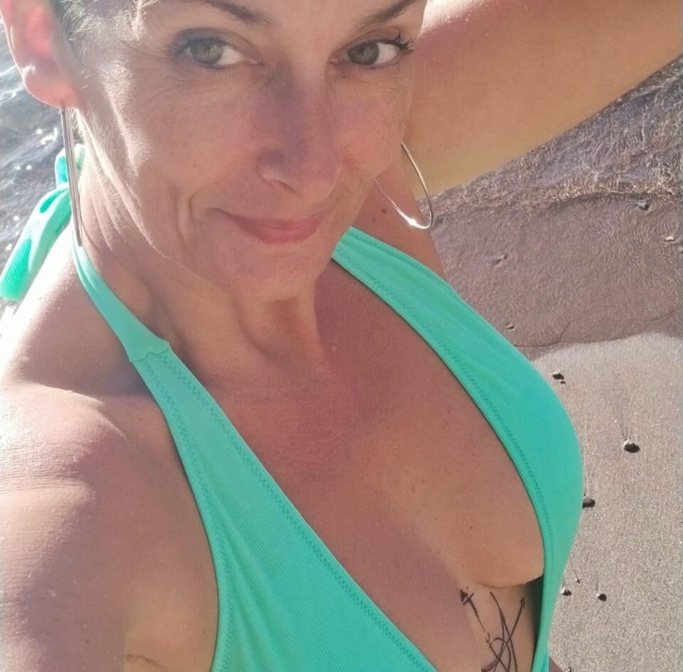 French slut milf big tits krystel bonne milf gros nichons
