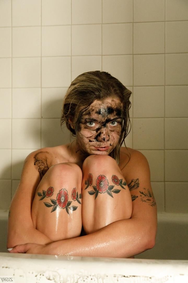 Gabbie Carter Dary Day