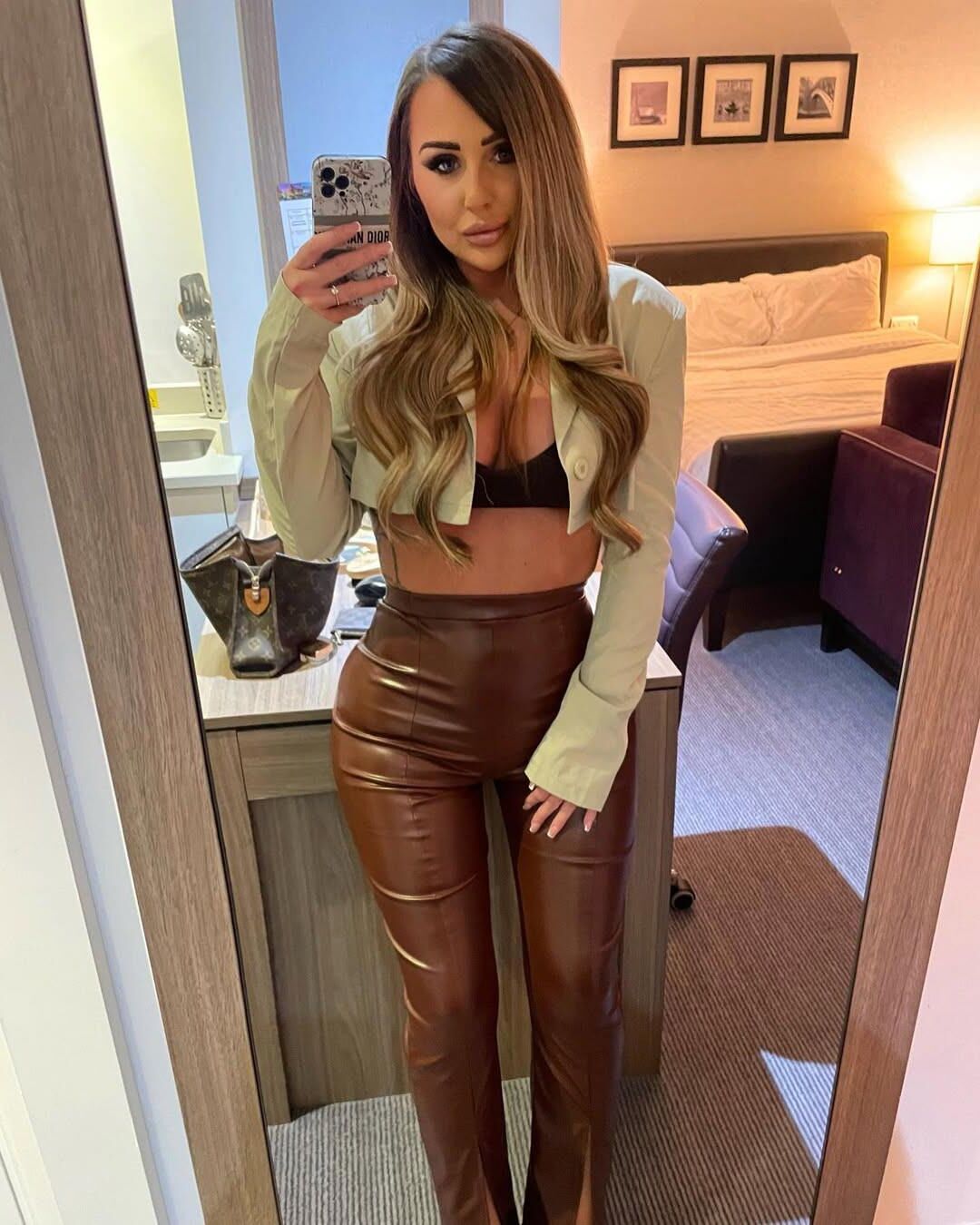 Slutty Tns in wet looks and leather outfits