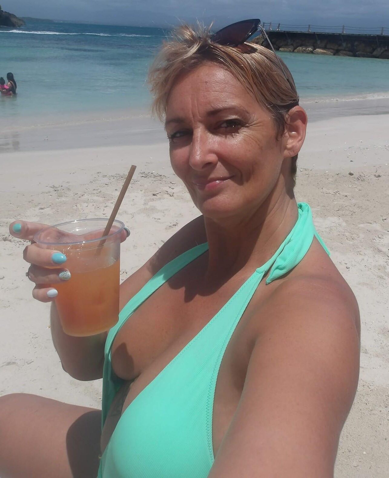 French slut milf big tits krystel bonne milf gros nichons