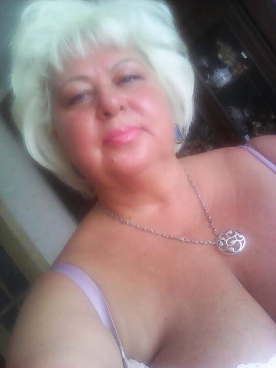 Luda Blonde madura com peitos grandes de Minsk, Bielorrússia