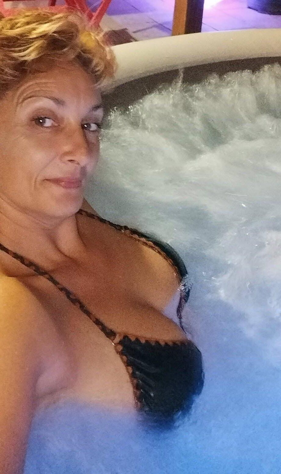 French slut milf big tits krystel bonne milf gros nichons