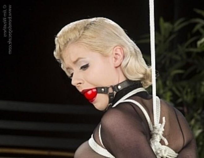 Miss Mosh Bondage Model