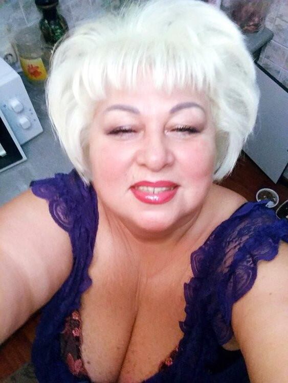 Luda Blonde madura com peitos grandes de Minsk, Bielorrússia