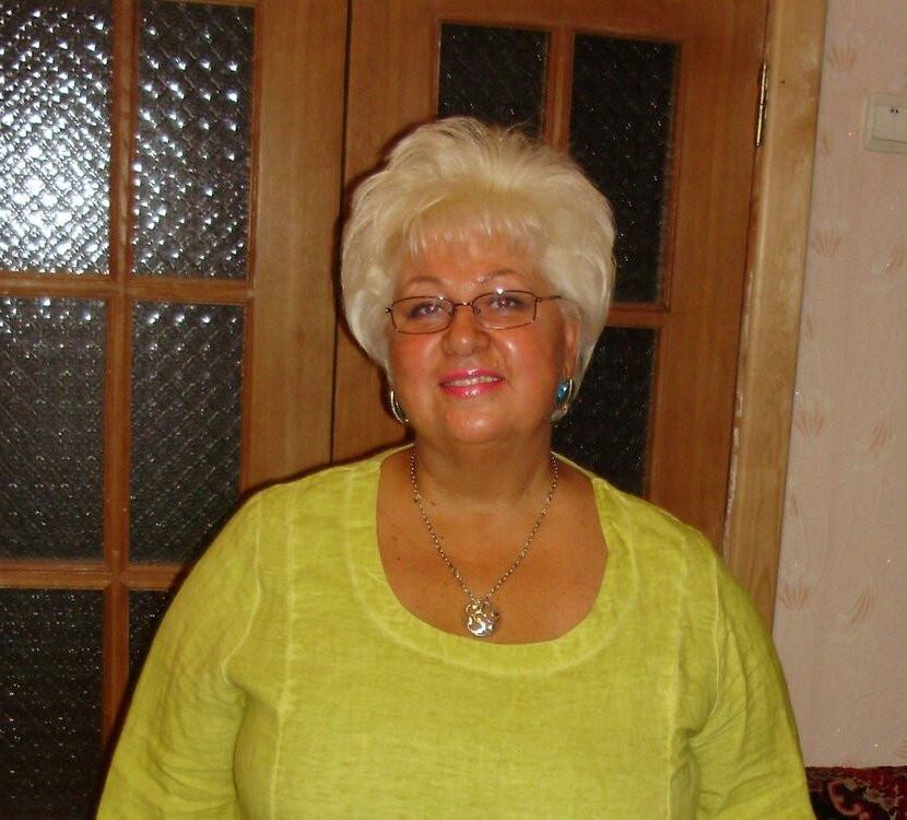 Luda Blonde madura com peitos grandes de Minsk, Bielorrússia