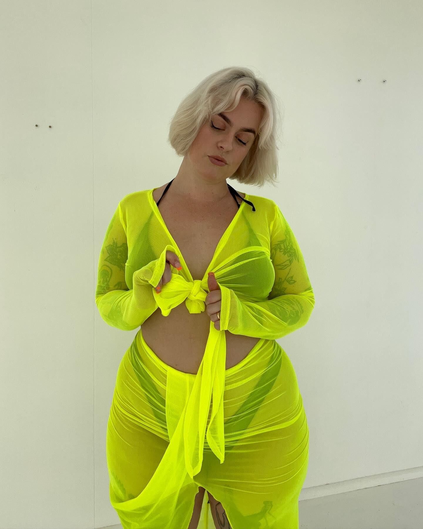 Soph Big Butt Big Ticts Beauty Blonde BBW Girl смешанные горячие выстрелы