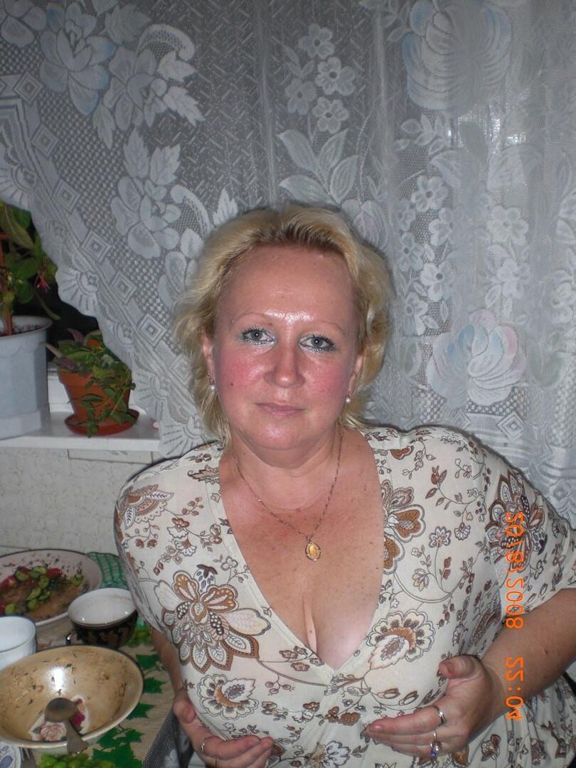 Blonde mature Olga from Moscow