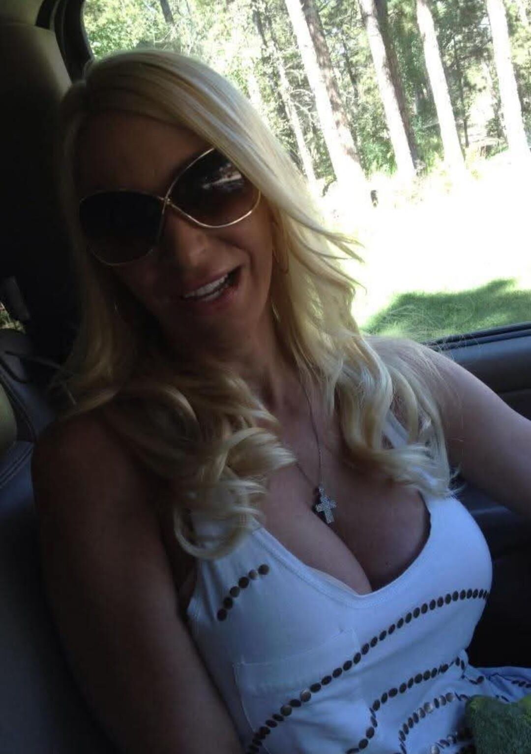 Mãe Milf Bimbo Milf real