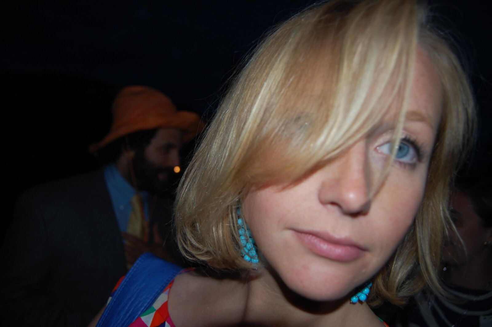 blond