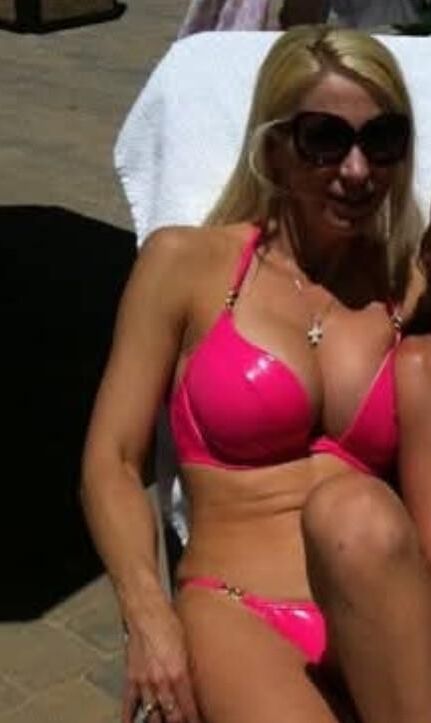 Mãe Milf Bimbo Milf real