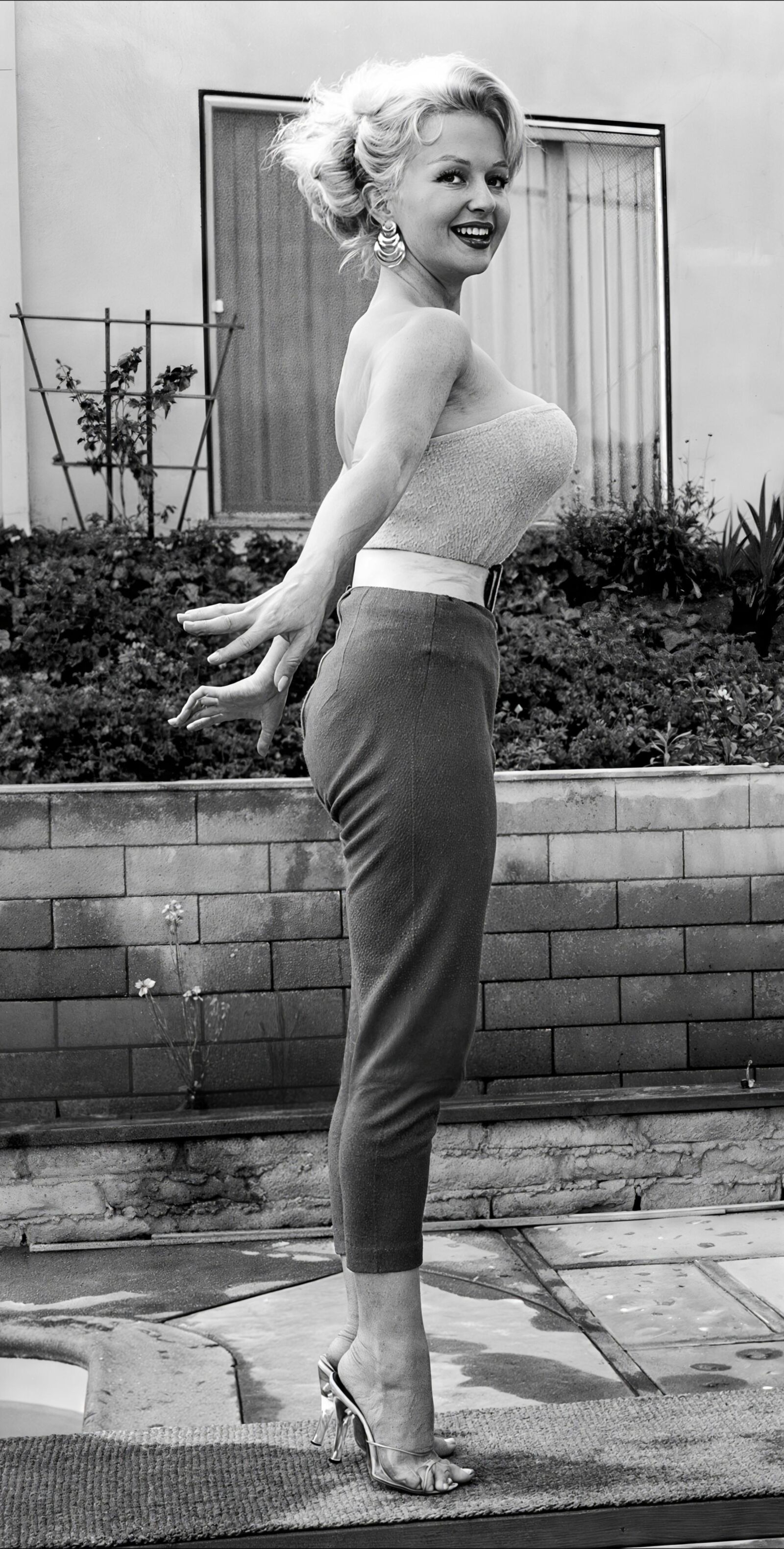 L'actrice vintage Greta Thyssen en hyper résolution