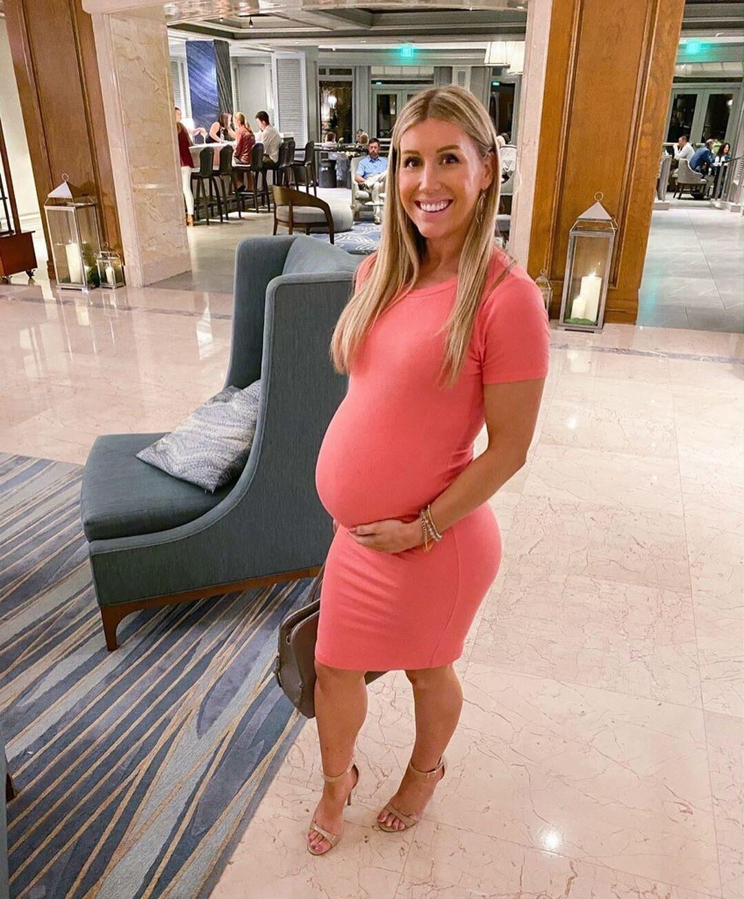 Stunning Pregnant Blonde 