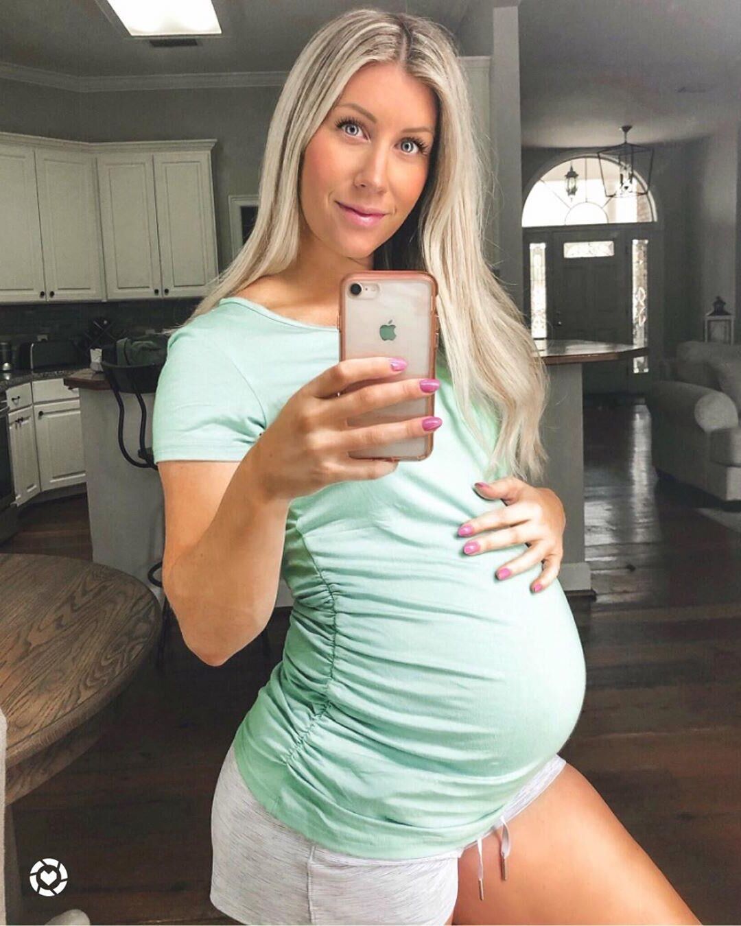 Stunning Pregnant Blonde 