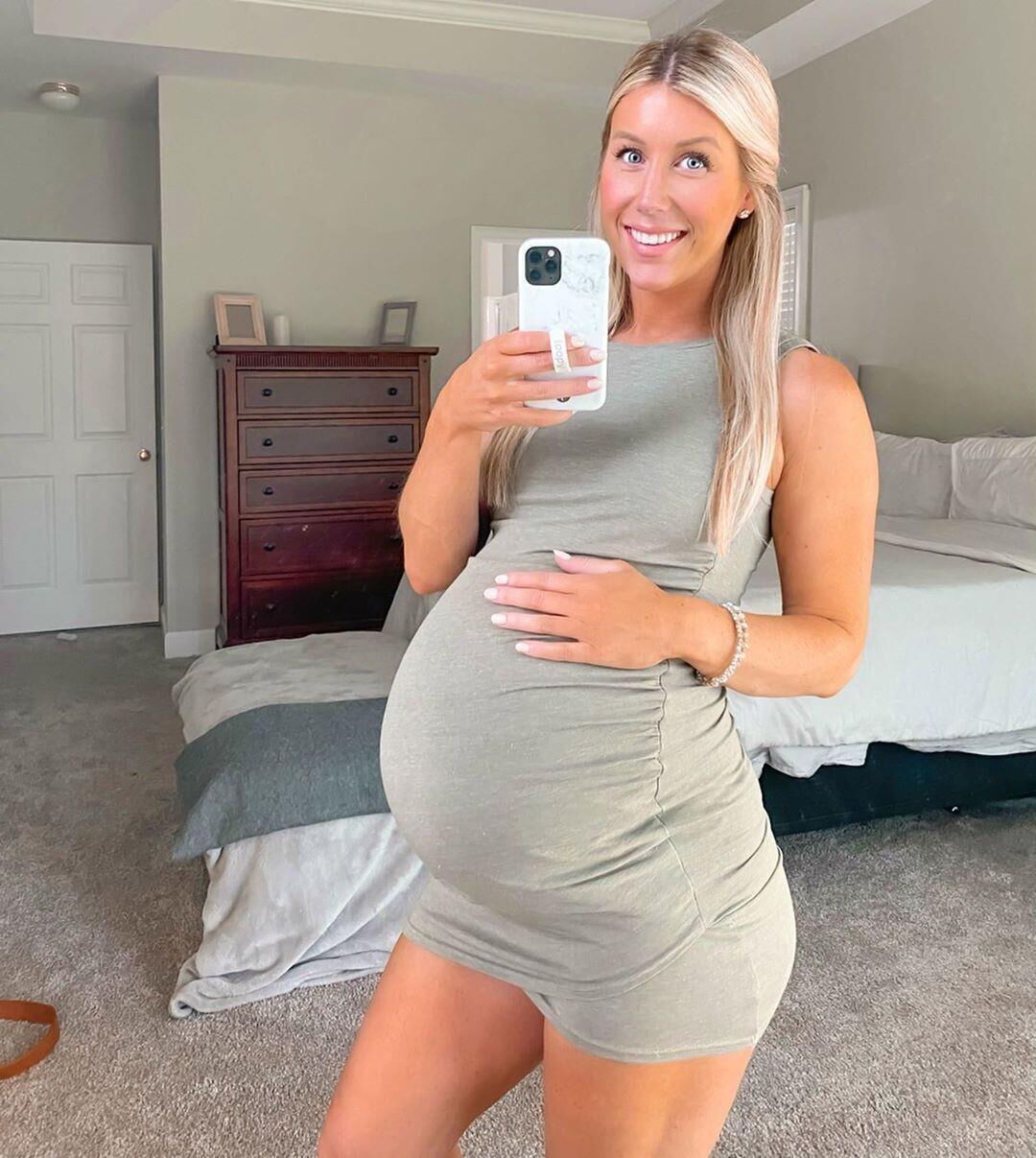 Stunning Pregnant Blonde 