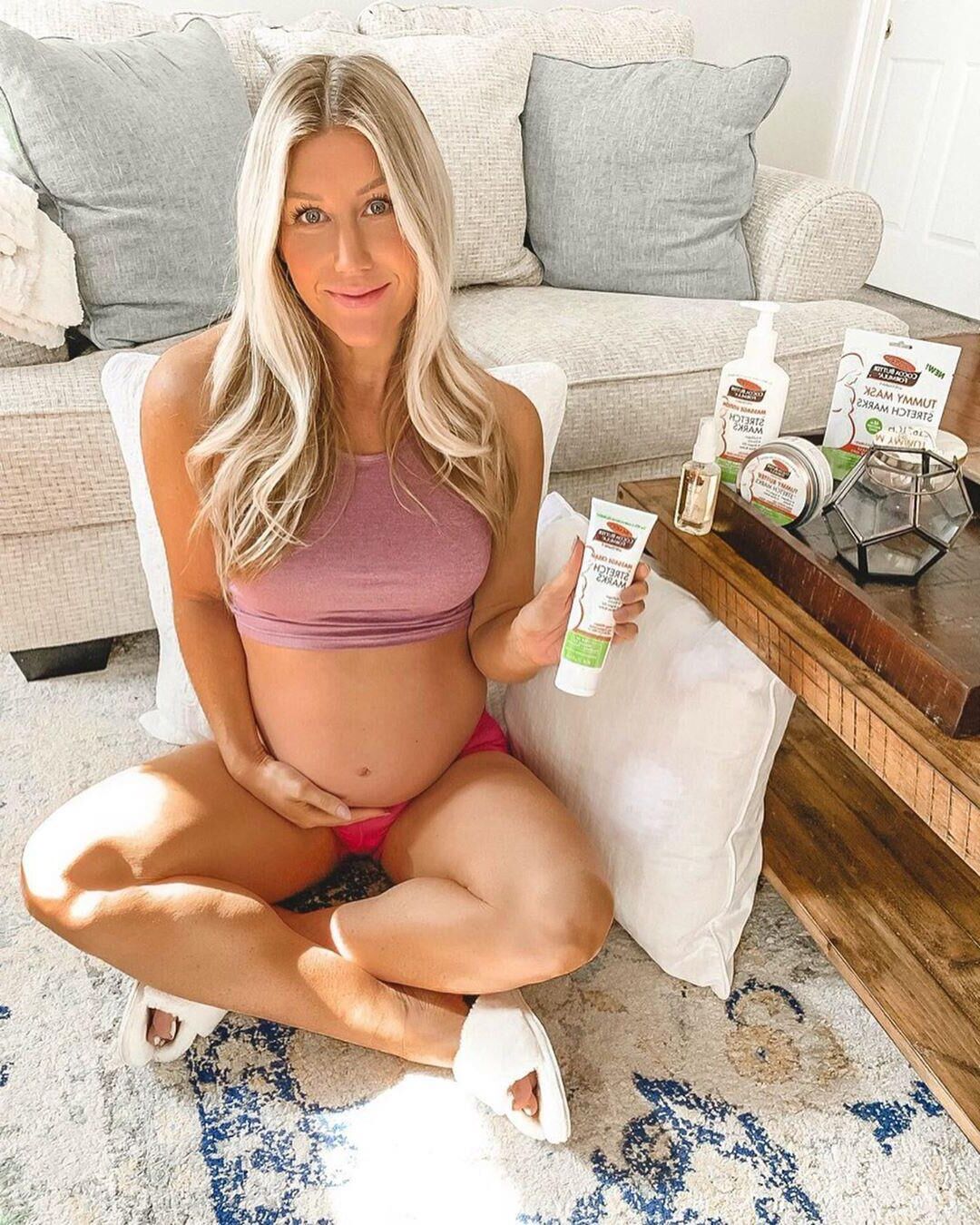 Stunning Pregnant Blonde 