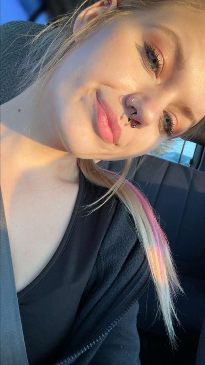 Amber es un vendedor de Yo Snapchat.