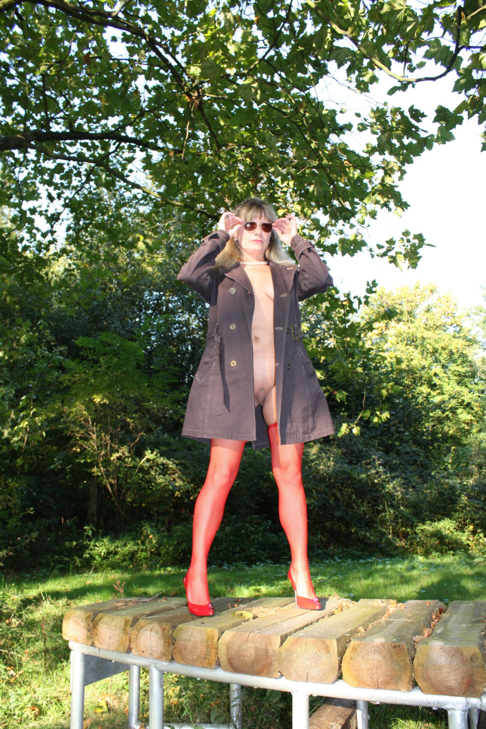 Elsa Sexy Mature Blonde German Exhibitionist