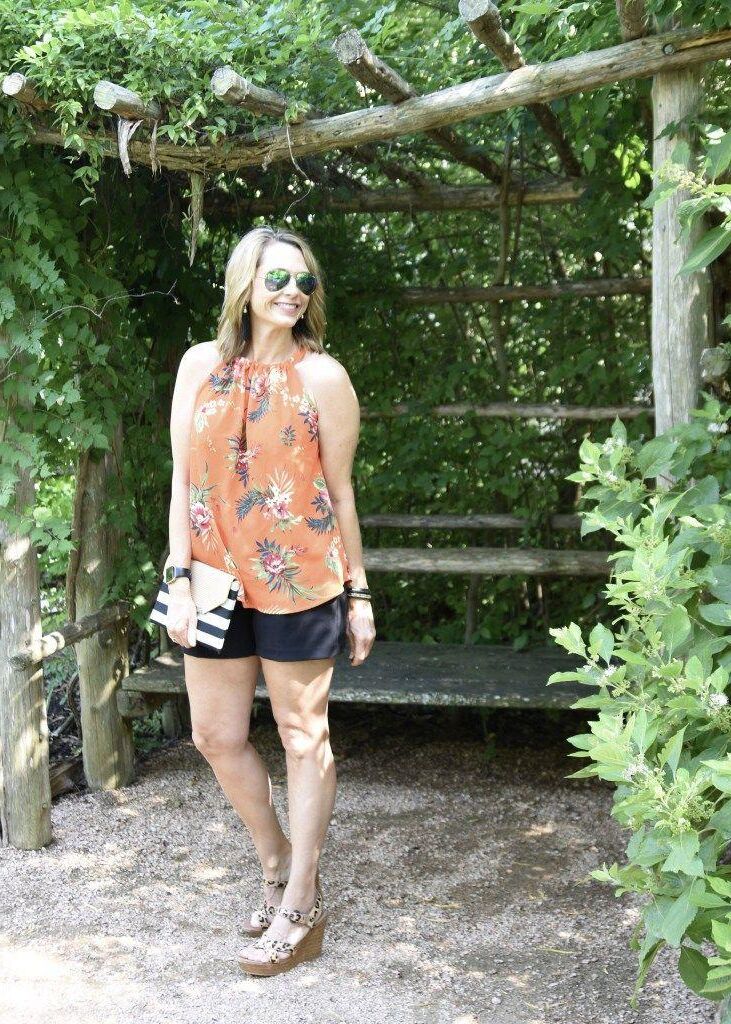 P interest In Beauty Queen In Between (Milf Fashion Blogger)