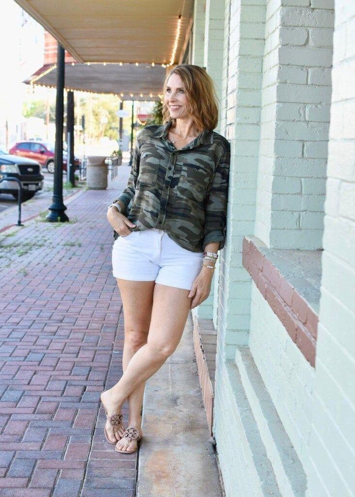 P interest In Beauty Queen In Between (Milf Fashion Blogger)