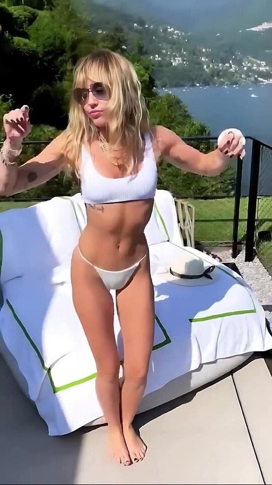 Miley Cyrus 