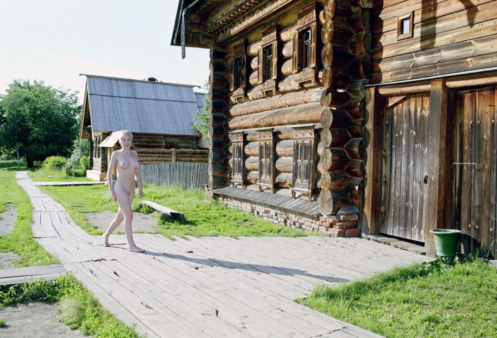 Lesia Old city nudes 