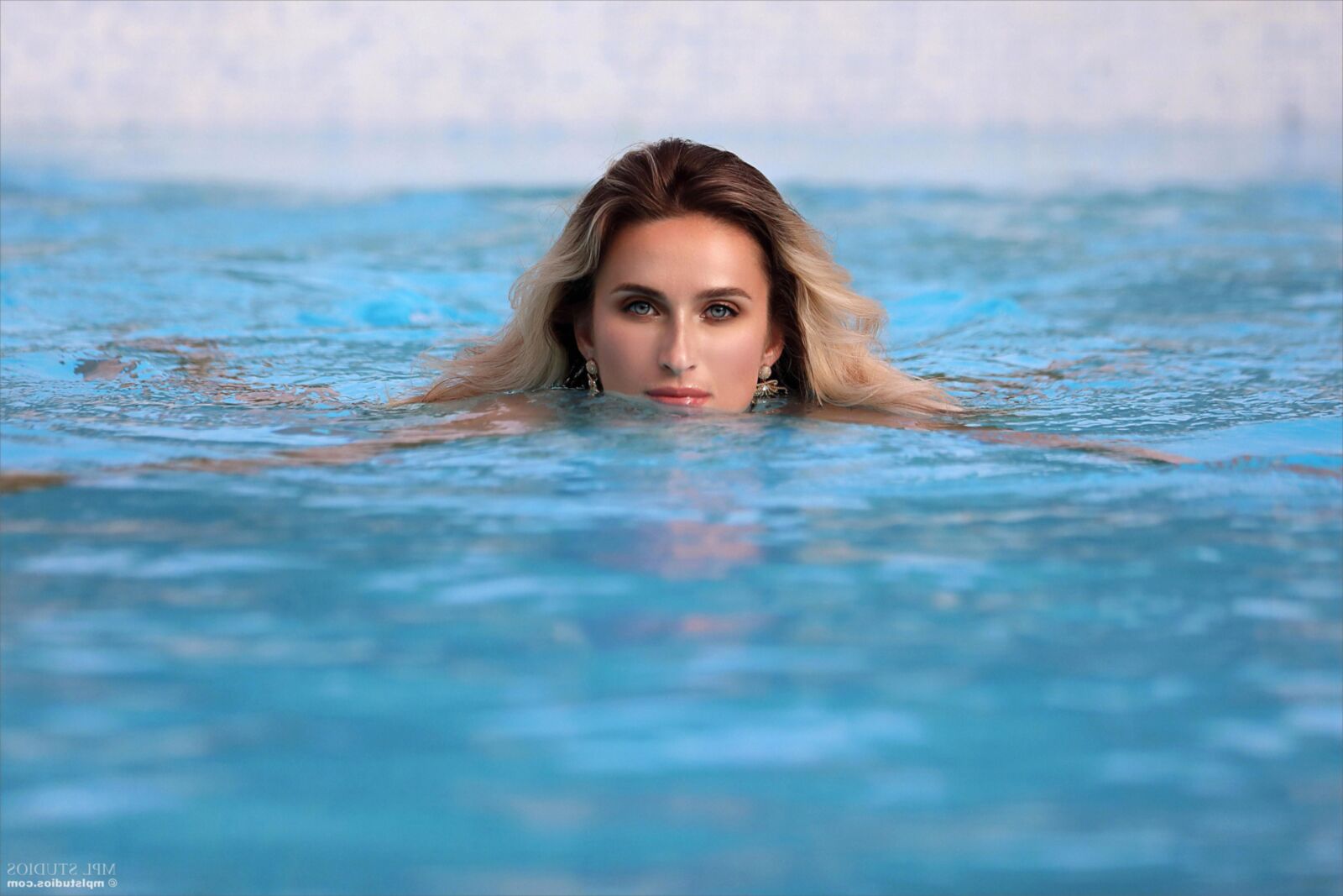 Cara Mell Cooling off