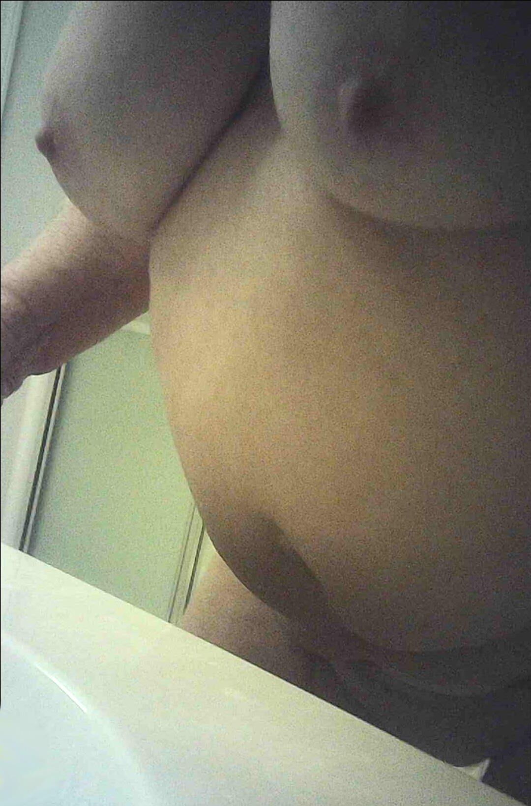 Frau nackt