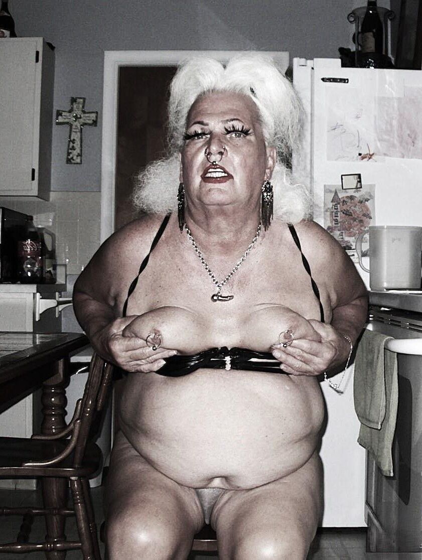 Shuggah Tits