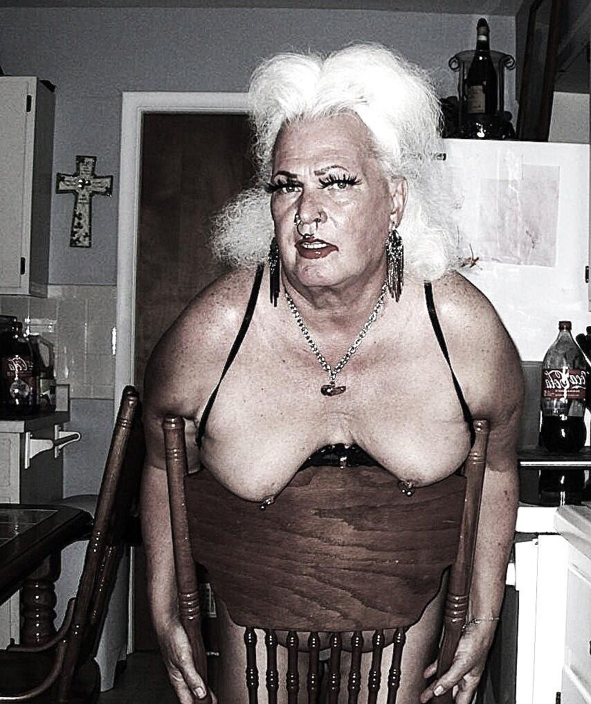 Shuggah Tits