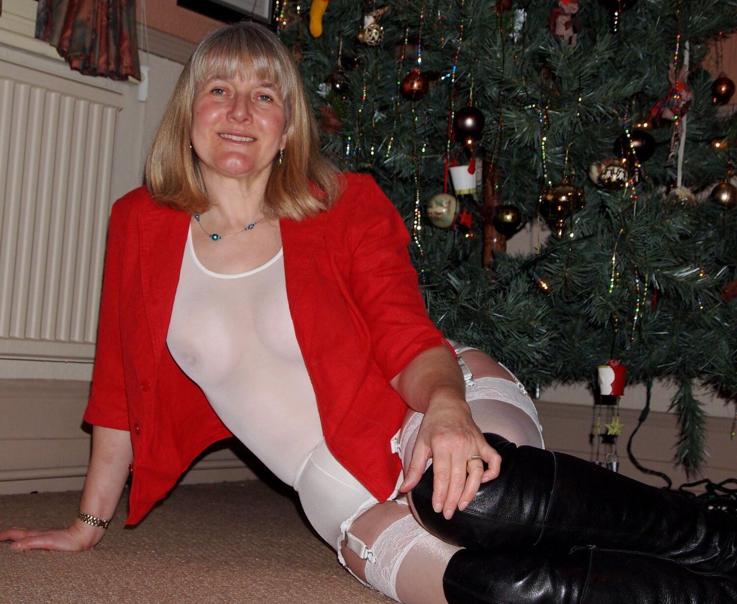 Amateur Hotwife Cutie Beccy